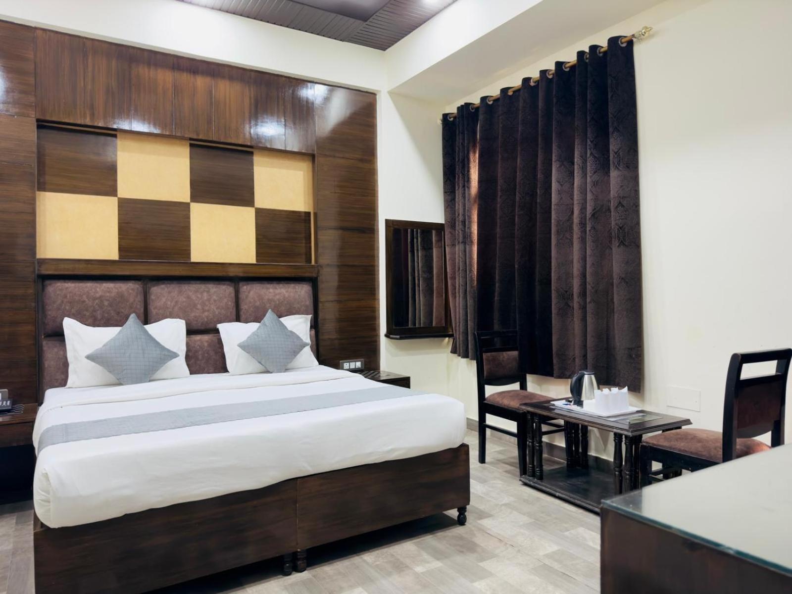 Hotel Radiance Δελχί Εξωτερικό φωτογραφία