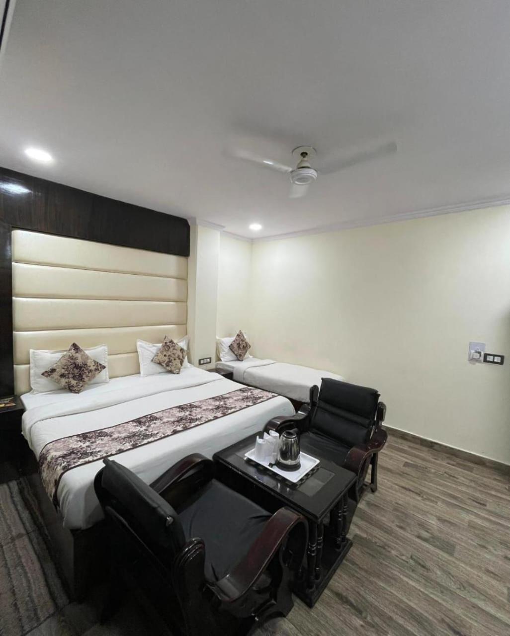 Hotel Radiance Δελχί Εξωτερικό φωτογραφία