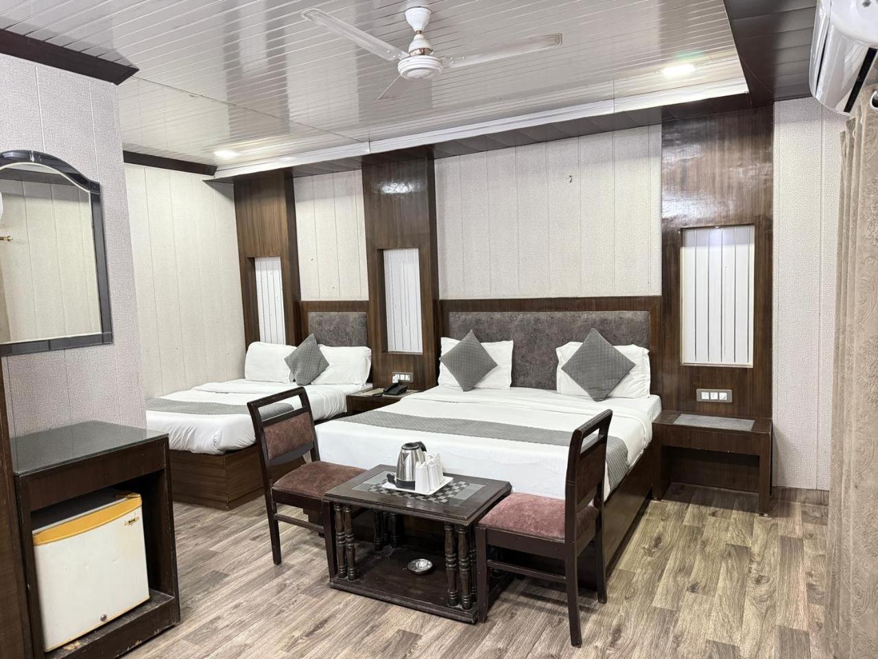 Hotel Radiance Δελχί Εξωτερικό φωτογραφία
